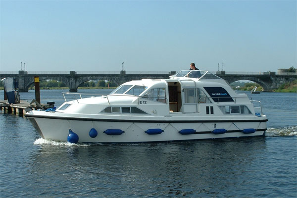 Cruisers for hire on the Shannon River - Kilkenny Class