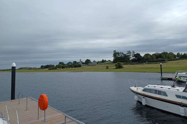 Shannon Boat Hire Gallery - Moored at Clonmacnoise