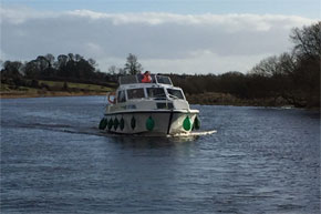 Cruising lock Boderg in March