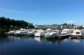 Cruisers moored at Carrick-on-Shannon