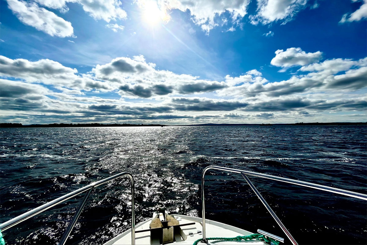 Crossing Large Lakes